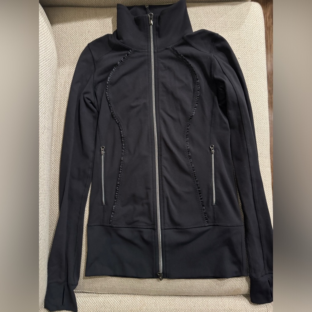 Lululemon Nice Asana Jacket *Ruffle, Size 4 - Picture 10 of 11